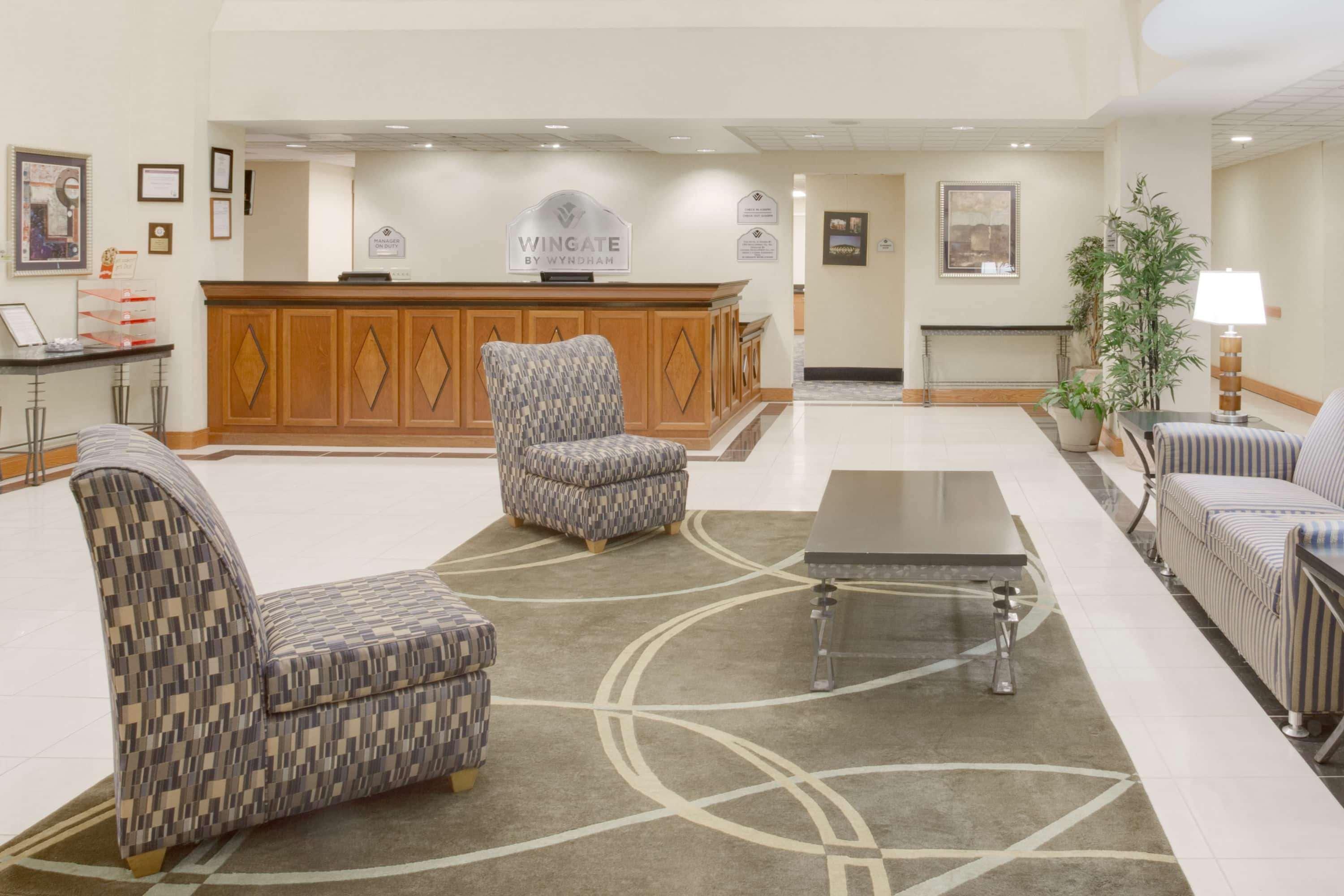 Hotel Wingate By Wyndham Bridgeport Clarksburg Exterior foto